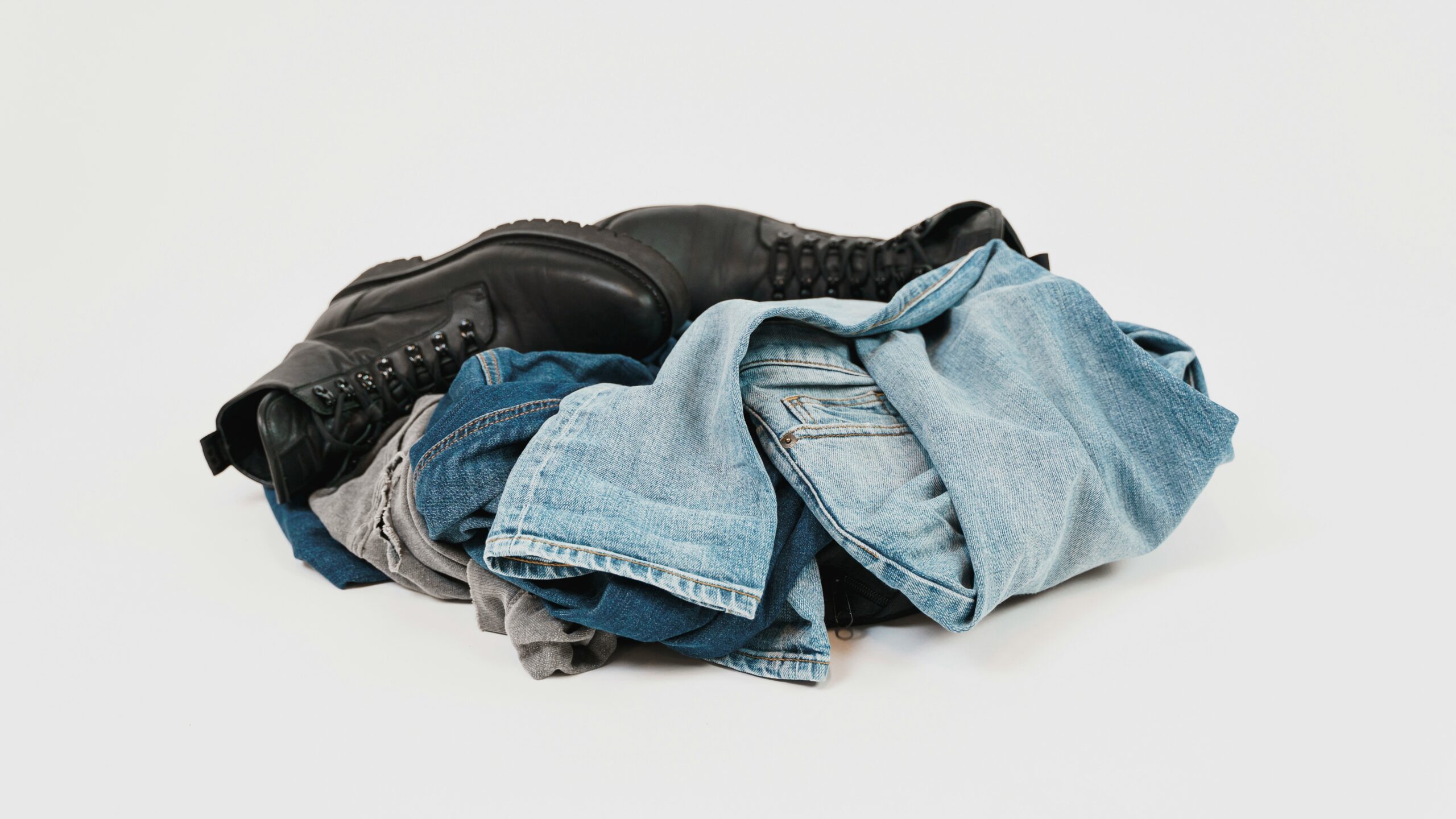 mika-baumeister-e04svPoeoFk-unsplash